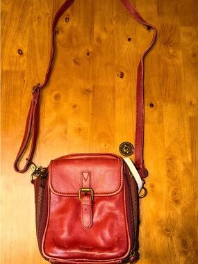 Minooy Naya Red Crossbody Multi Compartment Organizer Purse Brass Hardware